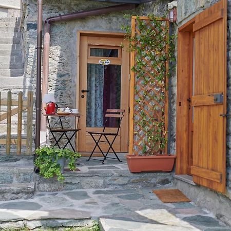 Le Rosier B&B E Appartamento Saint-Vincent Buitenkant foto