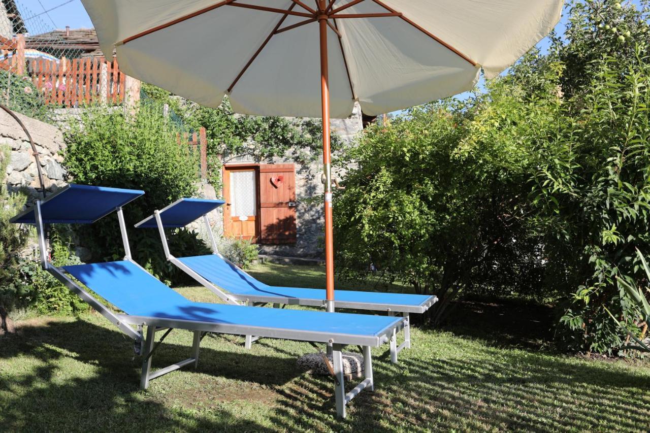 Le Rosier B&B E Appartamento Saint-Vincent Buitenkant foto